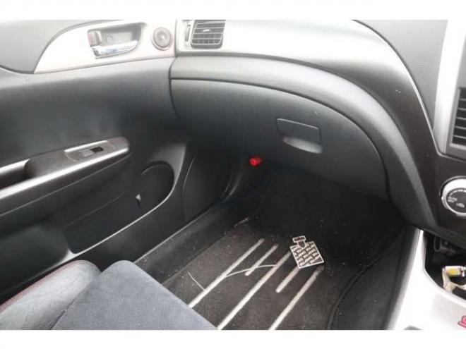 インプレッサSTI 2.0 WRX 4WD　スマートキー・ターボ 2000