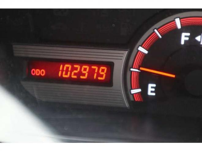 ヴォクシー2.0 ZS 煌II 4WD　スマートキー・ナビ・TV・バックカメラ・両側パワスラ・後期型 2000