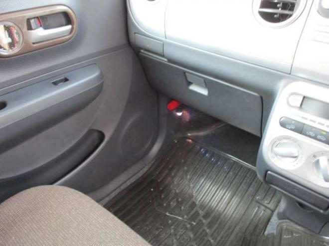 ラパンX 4WD　1.6万キロ・スマートキー・シートヒーター・プッシュスタート 660