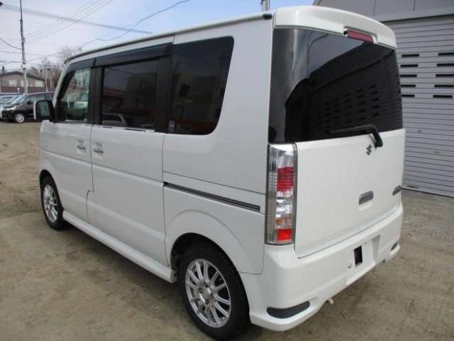エブリィワゴン PZターボ 4WD　R9/2・ターボ・ナビ・TV・キーレス・左パワースライドドア・タイミングチェーン式 660