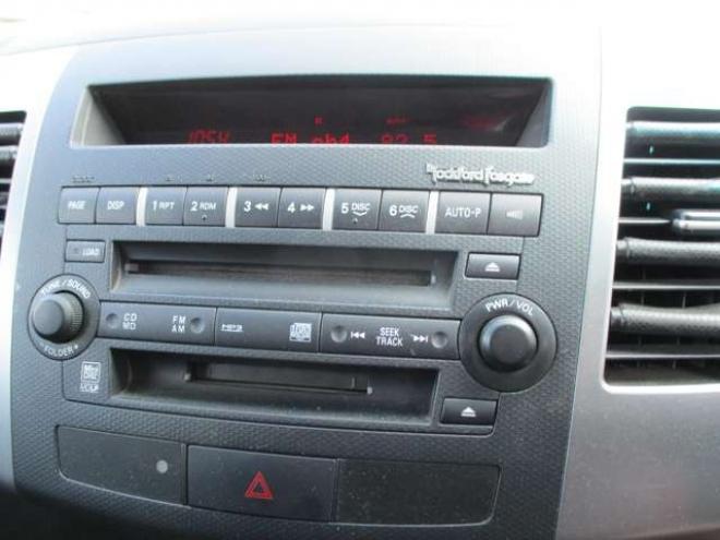 アウトランダー2.4 G 4WD　スマートキー・エンジンスターター 2400