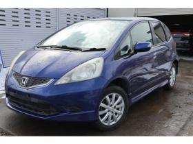 フィット　1.5 RS 4WD　7.6万キロ・ナビ・TV・バックカメラ・キーレス 1500