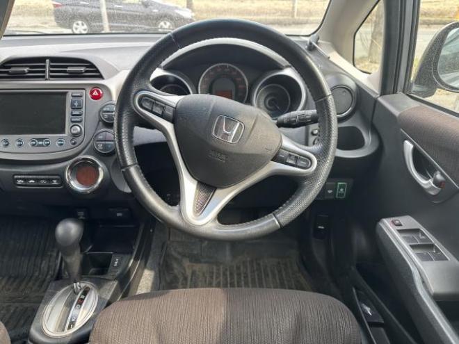 フィット 4WD 1500 5Dr