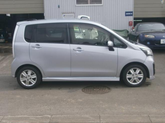 ステラカスタムR　スマートアシスト 660 4Dr