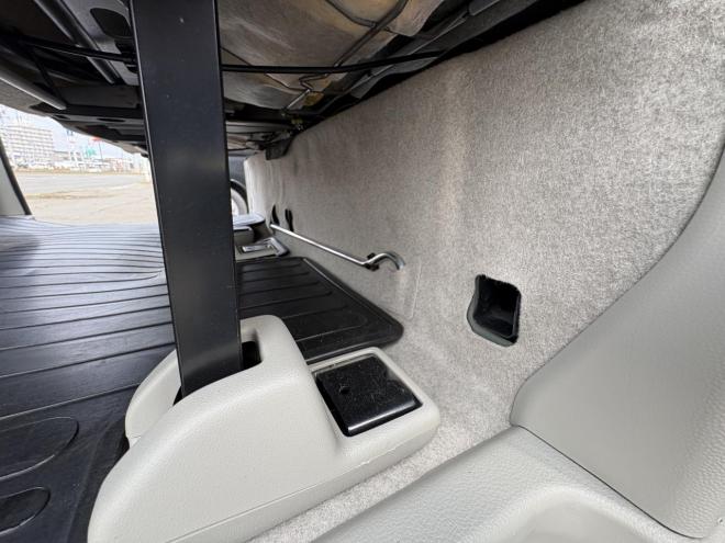 エブリィEVERY 4WD JOIN TURBO　寒冷地仕様 　リアヒーター　TURBO フォグランプ　フルセグナビBluetooth　ETC　AUTOライト　　バイザー　スタットレス　エンジンオイル交換　　ATF交換 4WD 660 ５Dr