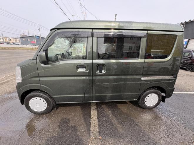 エブリィEVERY 4WD JOIN TURBO　寒冷地仕様 　リアヒーター　TURBO フォグランプ　フルセグナビBluetooth　ETC　AUTOライト　　バイザー　スタットレス　エンジンオイル交換　　ATF交換 4WD 660 ５Dr