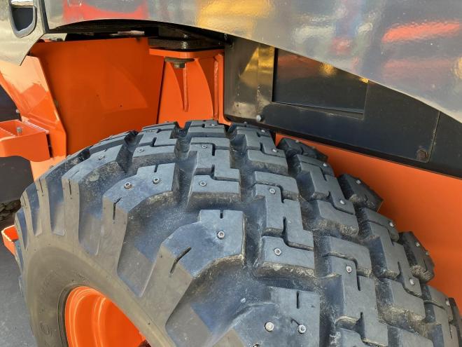 ホイールローダ日立　中古　ZW80-5B　建機