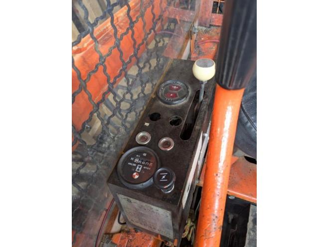 スキッドステアローダトヨタ　ジョブサン　SGK6　ガソリン　2.000H