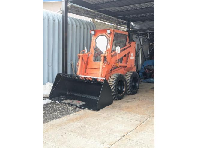 スキッドステアローダトヨタ　ジョブサン　SGK6　ガソリン　2.000H