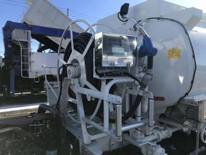 デュトロタンクローリー 2DG-XZU685M 新明和工業　 4WD 4000