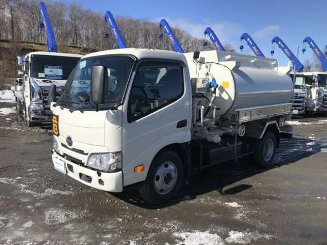 デュトロタンクローリー 2DG-XZU685M 新明和工業　 4WD 4000