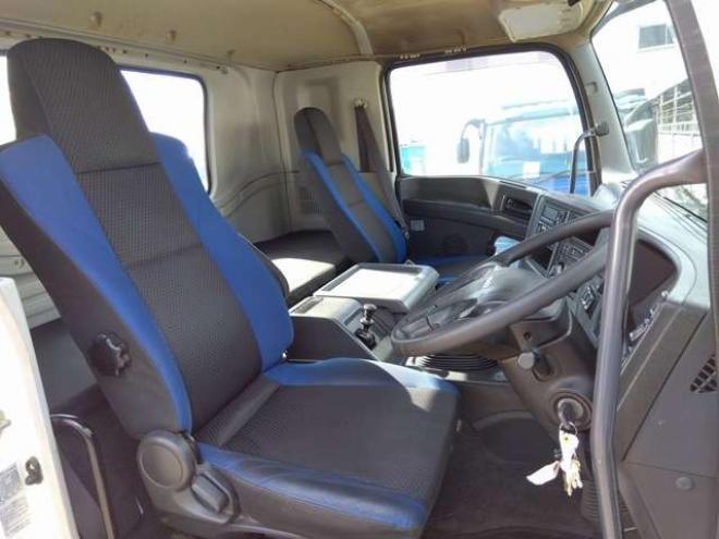 ギガキャブ付シャーシ　2PG-CYY77C　 2WD 9830