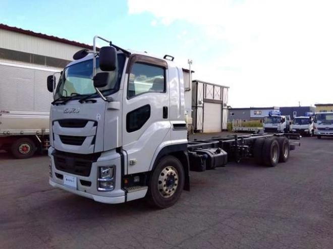 ギガキャブ付シャーシ　2PG-CYY77C　 2WD 9830