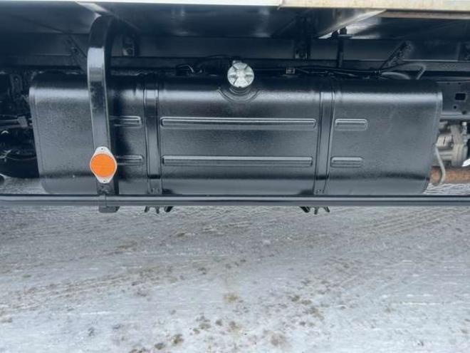 デュトロ冷凍バン　TKG-XZU695M 東プレ　 4WD 4000