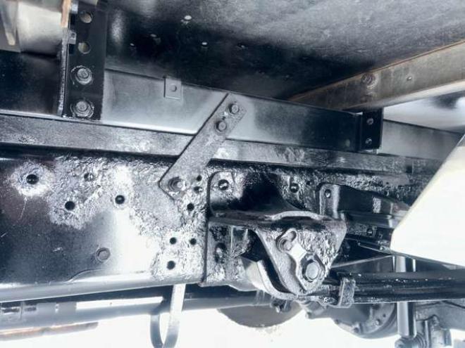 デュトロ冷凍バン　TKG-XZU695M 東プレ　 4WD 4000