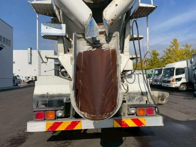 プロフィアミキサー　QPG-FS1AKDA カヤバ　 2WD 8860