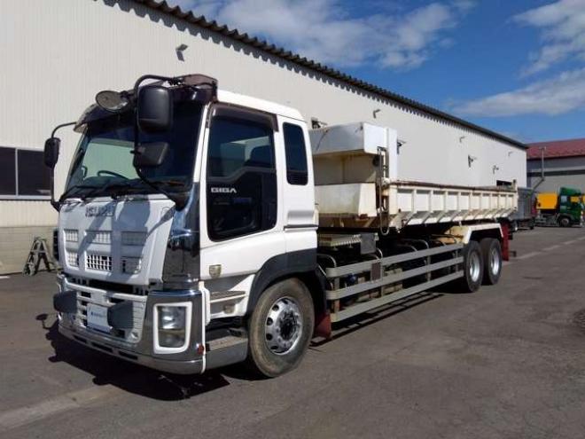 ギガダンプ　QKG-CYZ77A　 2WD 9830