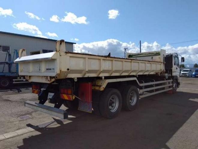 ギガダンプ　QKG-CYZ77A　 2WD 9830