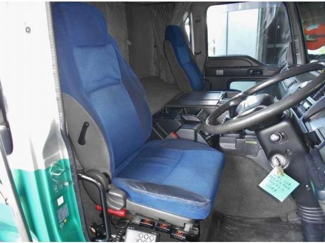 ギガ冷凍車　PKG-CYL77V8　菱重　 2WD 9830