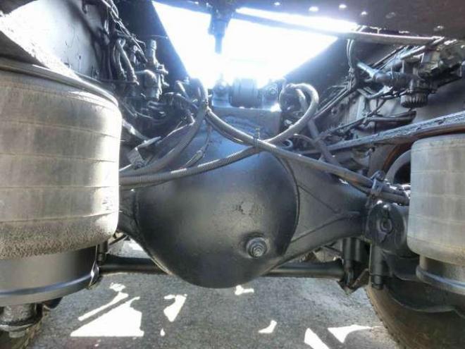 ギガキャブ付シャーシ　PDG-CYY77V8　 2WD 9830