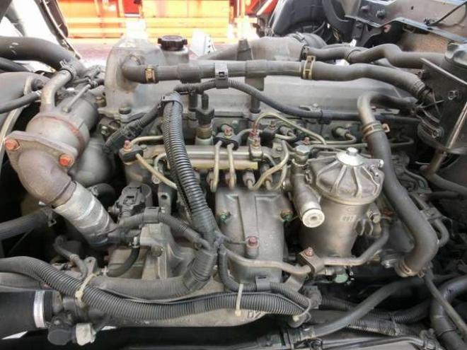 レンジャー塵芥車　ADG-FX7JDWA　富士重工　 4WD 6400