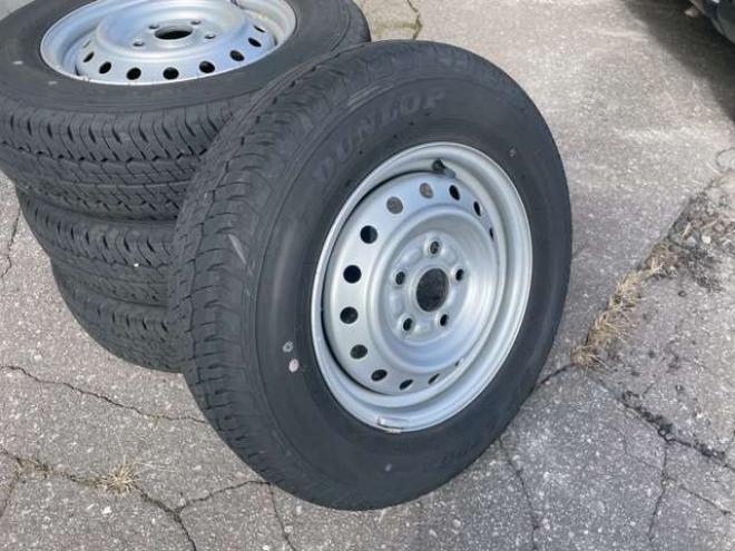 タウンエーストラック1.5 DX Xエディション 三方開 4WD　4WD　パワーウィンド　夏冬タイヤ 1500