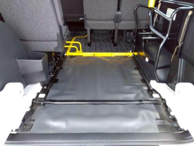 ハイエースバン3.0 ウェルキャブ Cタイプ ロング ディーゼルターボ 4WD　(レジアスエース) 福祉車両 3000