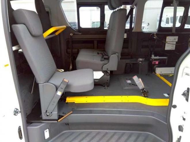 ハイエースバン2.8 ウェルキャブ ASタイプ ロング ディーゼルターボ 4WD　 福祉車両 2800