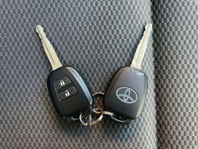 ハイエースバン2.8 ウェルキャブ Bタイプ ロング ディーゼルターボ 4WD　4WD　トヨタセーフティセンス付　オートステップ　リヤヒーター　リヤクーラー 福祉車両 2800