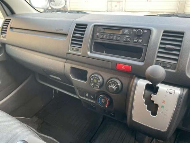 ハイエースバン2.8 ウェルキャブ Bタイプ ロング ディーゼルターボ 4WD　4WD　トヨタセーフティセンス付　オートステップ　リヤヒーター　リヤクーラー 福祉車両 2800