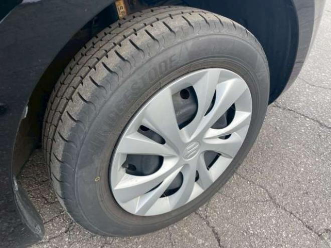 スイフト1.2 XG 4WD　4WD　シートヒーター　夏冬タイヤ 1200