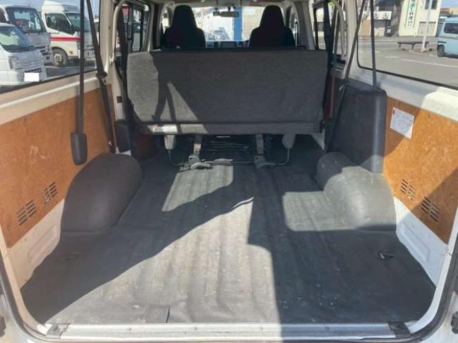 ハイエースバン2.8 DX ロング ディーゼルターボ 4WD　4WD　寒冷地仕様　社外ナビ　バックカメラ 2800