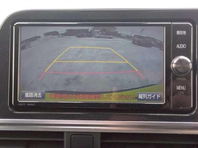 シエンタ1.5 G 4WD　4WD　純正ナビ　夏冬タイヤ 1500