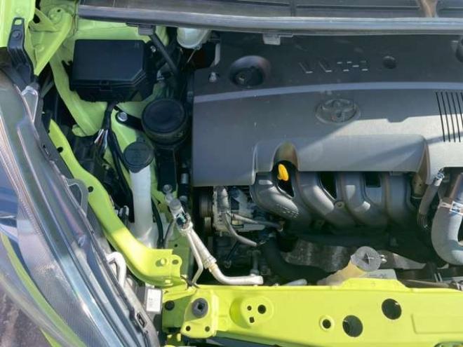 シエンタ1.5 G 4WD　4WD　純正ナビ　夏冬タイヤ 1500