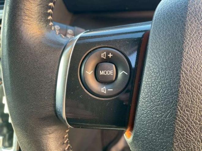 シエンタ1.5 G 4WD　4WD　純正ナビ　夏冬タイヤ 1500