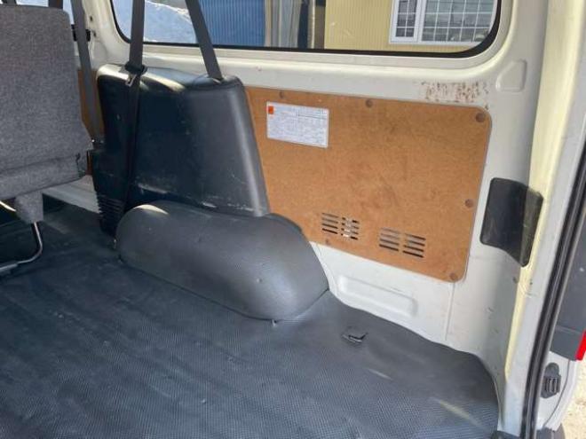 ハイエースバン2.8 DX ロング ディーゼルターボ 4WD　4WD　9人乗り　社外ナビ 2800