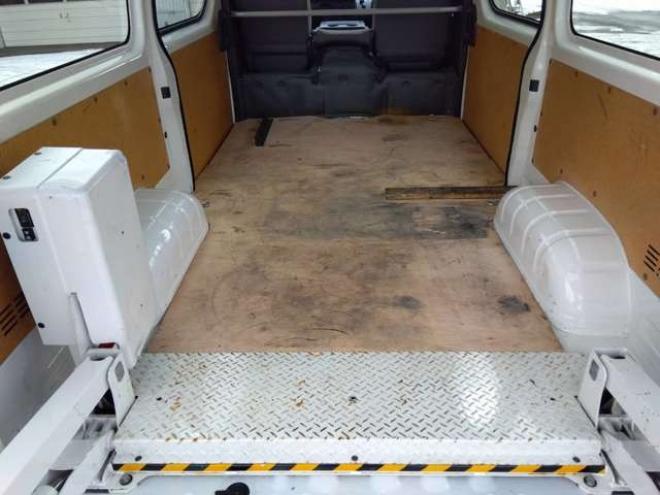 ハイエースバン2.8 リフト付バン ロング ディーゼルターボ 4WD　4WD　5ドア　パワーゲート付 2800