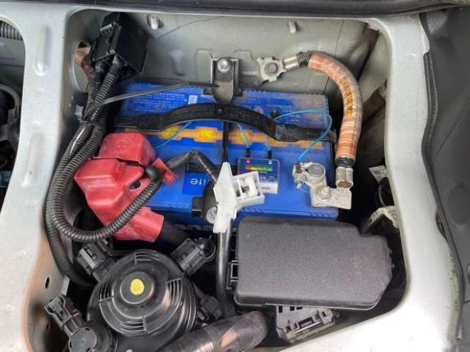 ハイエースバン2.8 リフト付バン ロング ディーゼルターボ 4WD　4WD　5ドア　パワーゲート付 2800