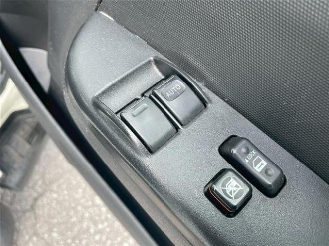 ハイエースバン2.8 中温冷凍バン ロング ディーゼルターボ 4WD　 2800