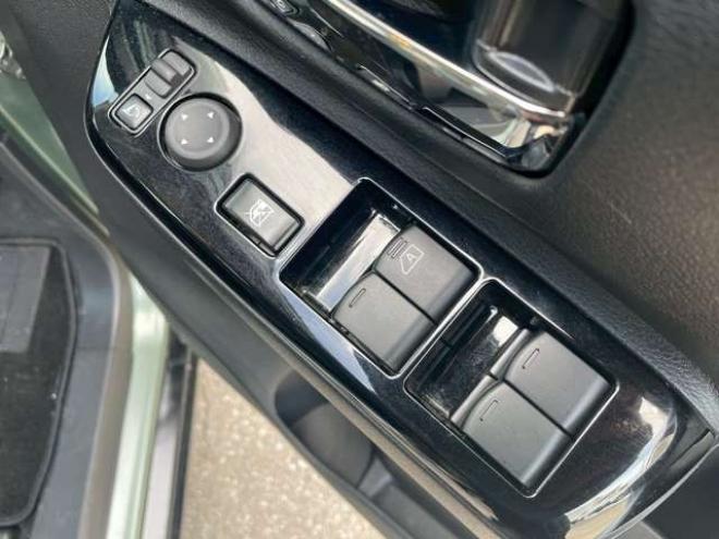 デリカミニG 4WD　4WD　夏冬タイヤ 660