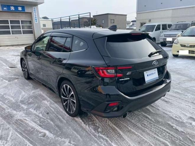 レヴォーグ1.8 STI スポーツ EX 4WD　4WD　アイサイトX　夏冬タイヤ 1800