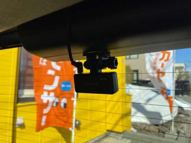 N-ONEプレミアム ツアラー Lパッケージ 4WD　1年走行距離無制限保証付/ナビ・フルセグTV/バックカメラ/国産前後ドライブレコーダー/ETC/純正アルミホイール15インチ夏タイヤ装着/アルミホイール付き冬タイヤ付き/2トーンカラー/車検整備2年付/法定整備/修復歴無 660