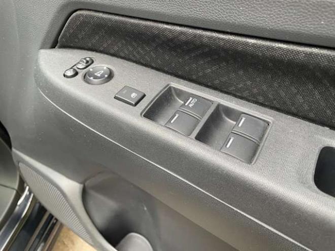 N-WGNカスタムG ターボパッケージ 4WD　1年保証付き/Bluetooth/ナビ・フルセグTV/バックカメラ/純正アルミホイール夏タイヤ装着/アルミホイール付き冬タイヤ付き/純正ETC/純正エンジンスターター/シートヒーター/後期型/車検整備2年付/法定整備/修復歴無し 660