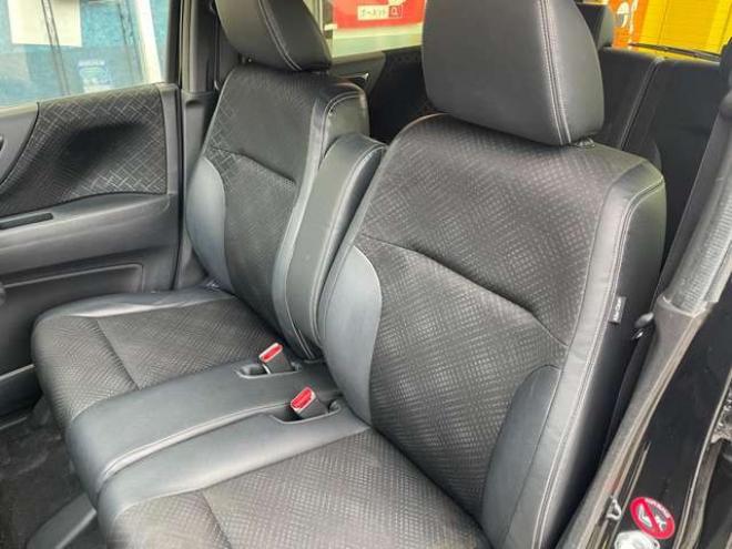 N-WGNカスタムG ターボパッケージ 4WD　1年保証付き/Bluetooth/ナビ・フルセグTV/バックカメラ/純正アルミホイール夏タイヤ装着/アルミホイール付き冬タイヤ付き/純正ETC/純正エンジンスターター/シートヒーター/後期型/車検整備2年付/法定整備/修復歴無し 660