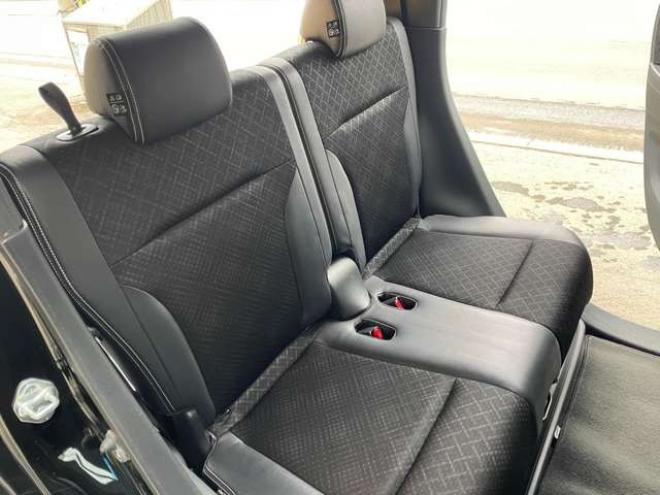 N-WGNカスタムG ターボパッケージ 4WD　1年保証付き/Bluetooth/ナビ・フルセグTV/バックカメラ/純正アルミホイール夏タイヤ装着/アルミホイール付き冬タイヤ付き/純正ETC/純正エンジンスターター/シートヒーター/後期型/車検整備2年付/法定整備/修復歴無し 660