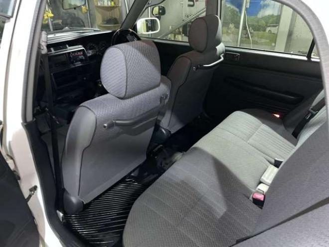 コンフォート元教習車ガソリンデラックス　5MT!検新規(2年付)市内コ・ミ・コ・ミ 2WD 2000