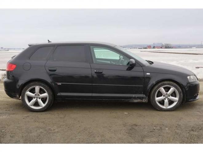 アウディA3スポーツバック 3.2 クワトロ Sライン 4WD　検R8/7　両側シートヒーター　パドルシフト　ETC 正規輸入車 3200