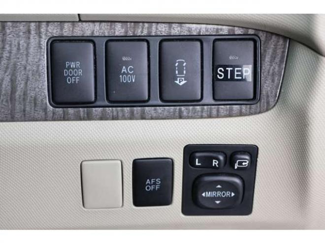 エスティマハイブリッド2.4 G レザーパッケージ 4WD　検2年　バックカメラ　パワーバックドア　左後オートステップ　ETC　自社　ローンカノウ 2400