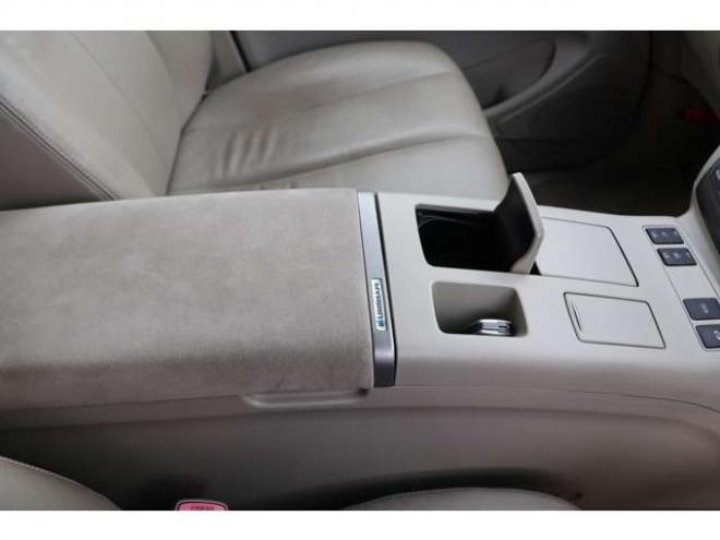 エスティマハイブリッド2.4 G レザーパッケージ 4WD　検2年　バックカメラ　パワーバックドア　左後オートステップ　ETC　自社　ローンカノウ 2400