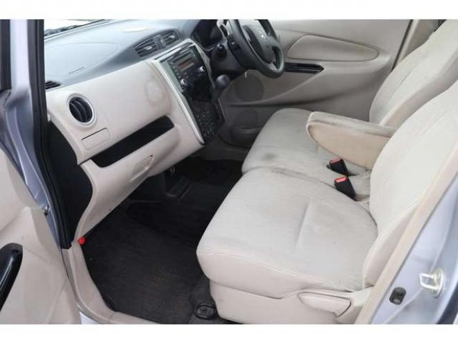 eKワゴンM 4WD　検二年　社外アルミ　自社　ローンカノウ 660